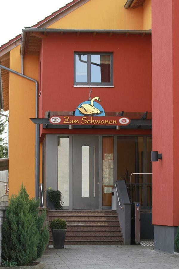 Gasthof Zum Schwanen Kleinostheim 外观 照片